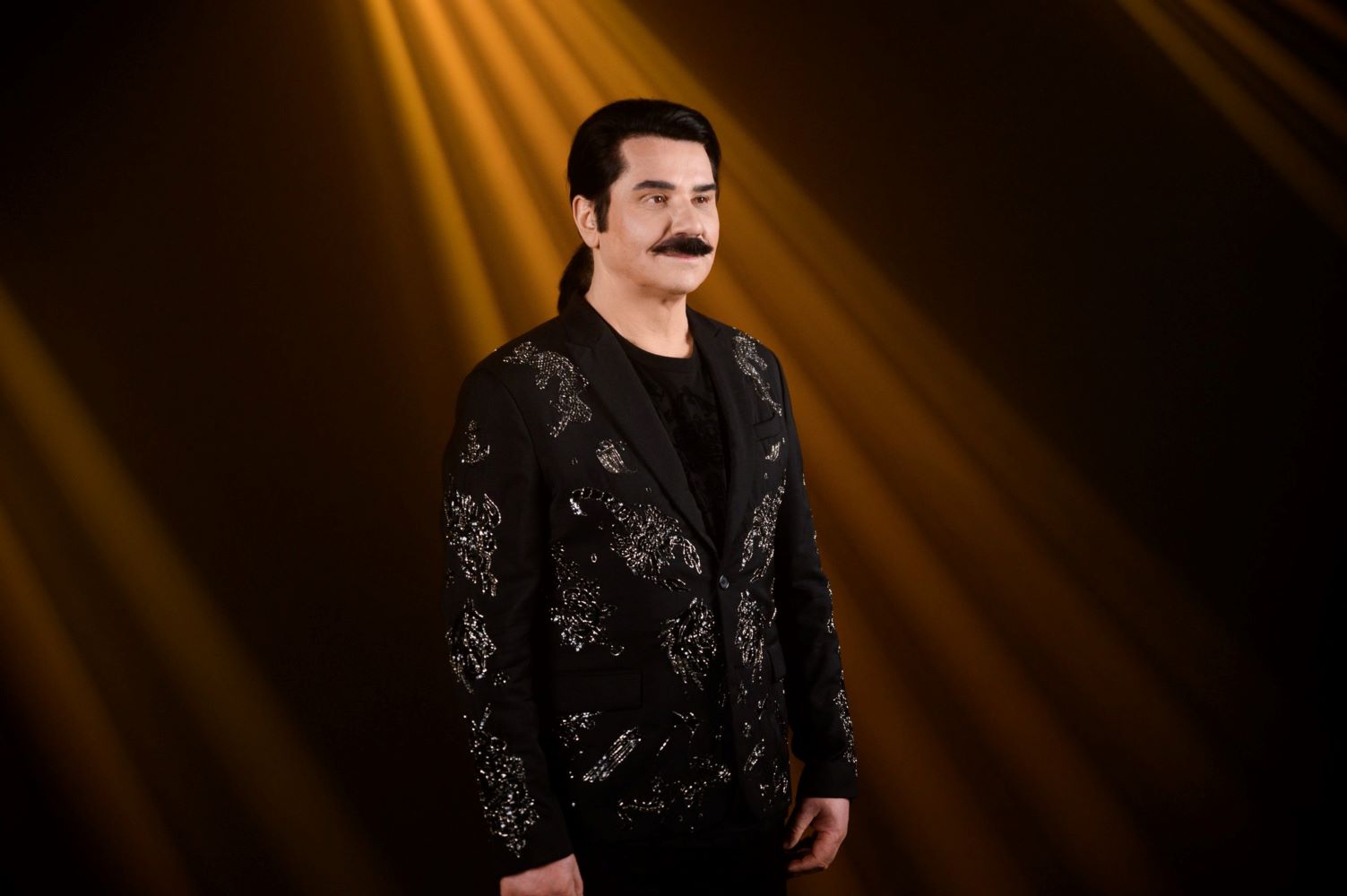 Павло Зібров переклав свій хіт "Женщина любимая". Слухайте, що вийшло